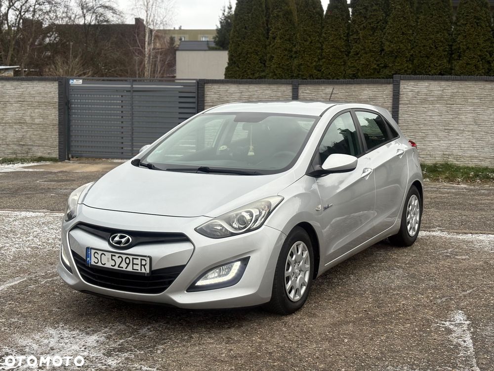 Hyundai i30 i30cw 1.6 CRDi Intro Edition - 3