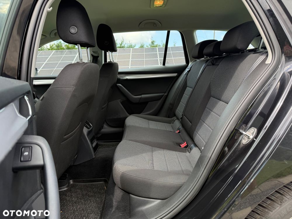 Skoda Octavia 1.6 TDI Edition - 8