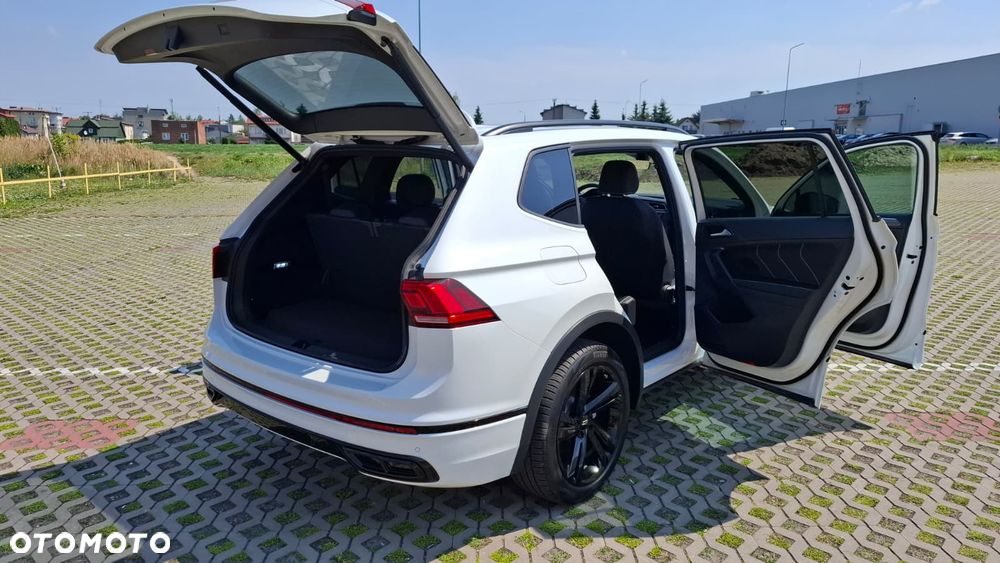 Volkswagen Tiguan - 12