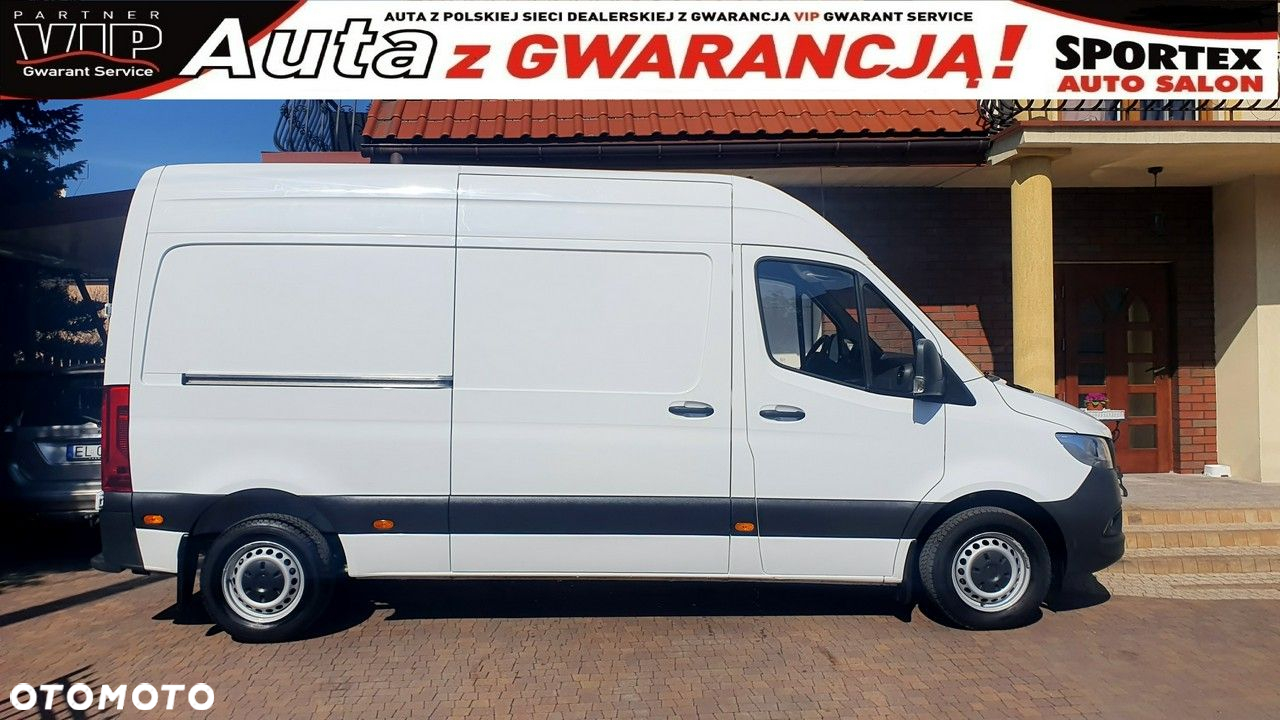 Mercedes-Benz Sprinter - 10
