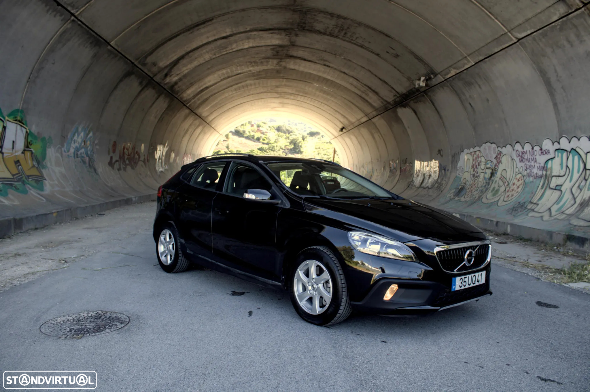 Volvo V40 Cross Country 2.0 D2 Momentum Geartronic - 3