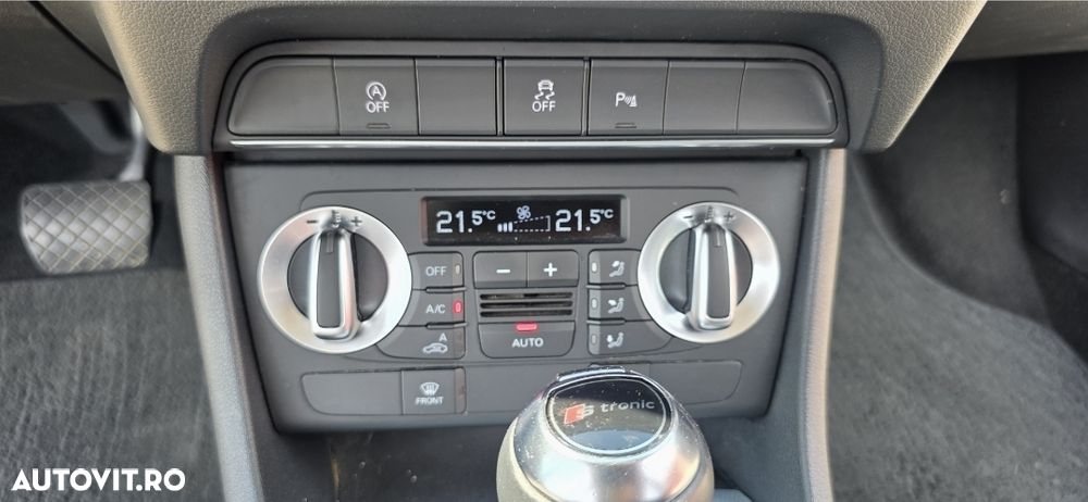 Audi Q3 - 30