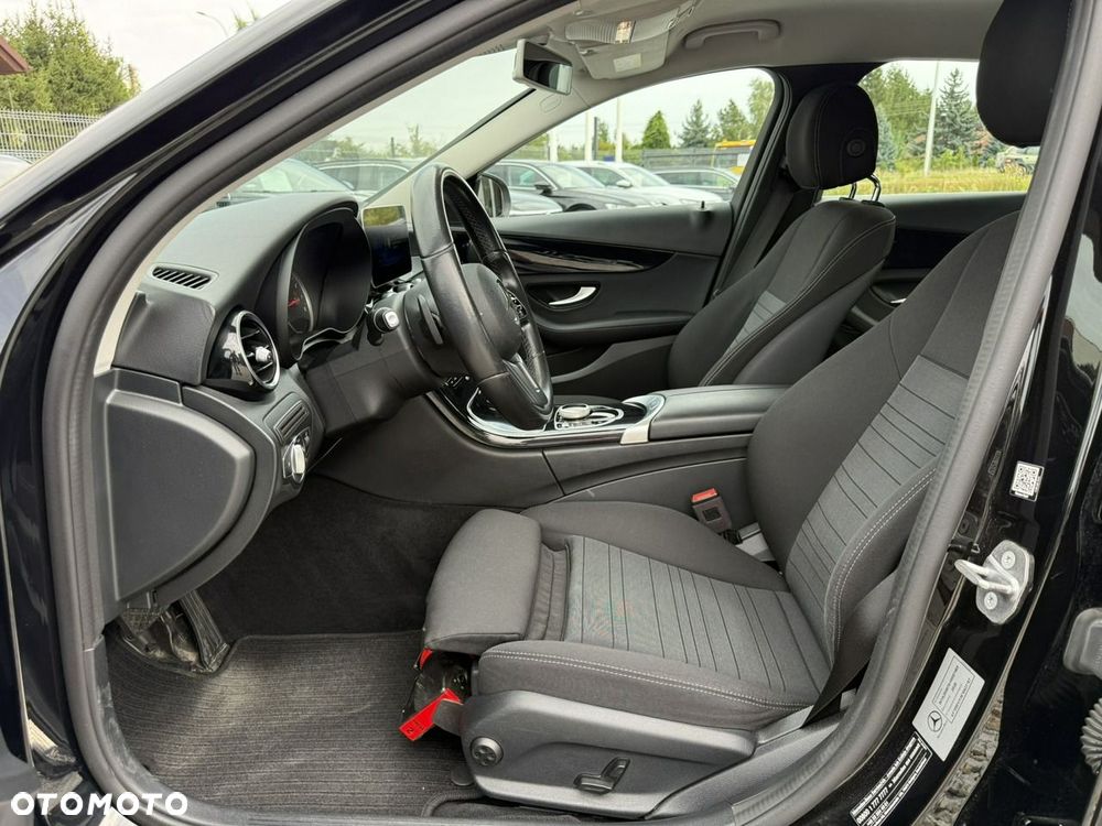 Mercedes-Benz Klasa C 180 9G-TRONIC - 11