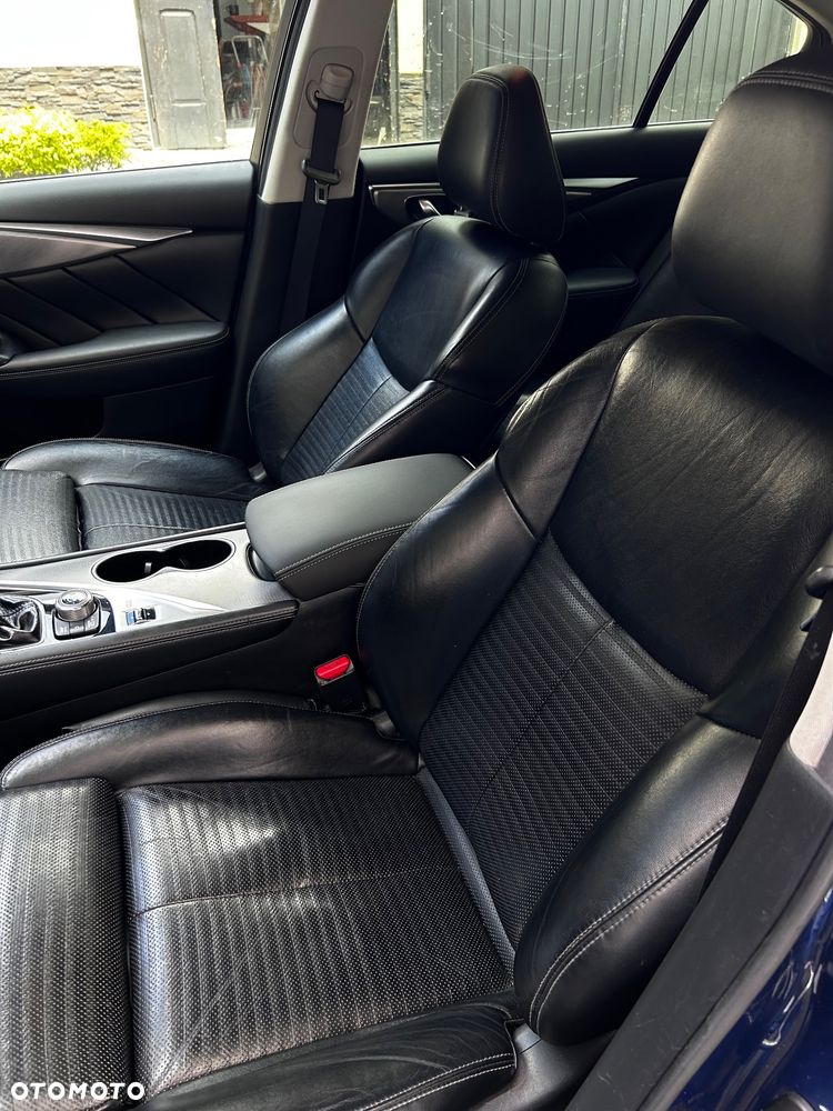 Infiniti Q50 Q50S 3.0t Sport Tech - 13