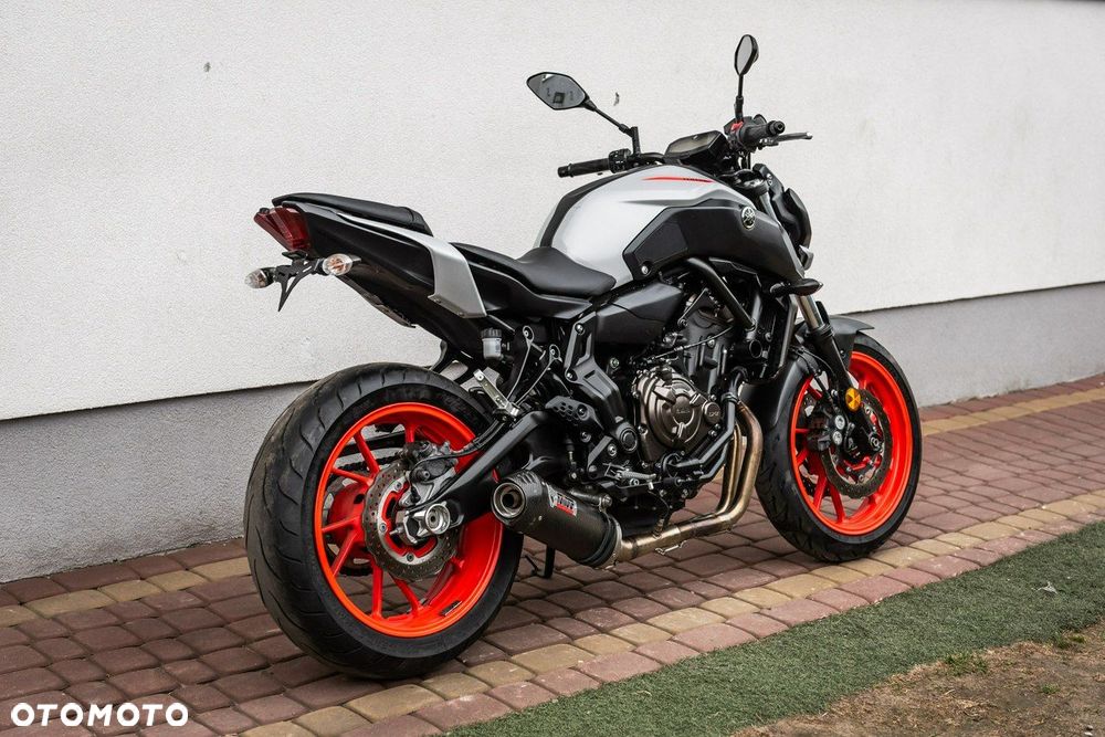 Yamaha MT - 5