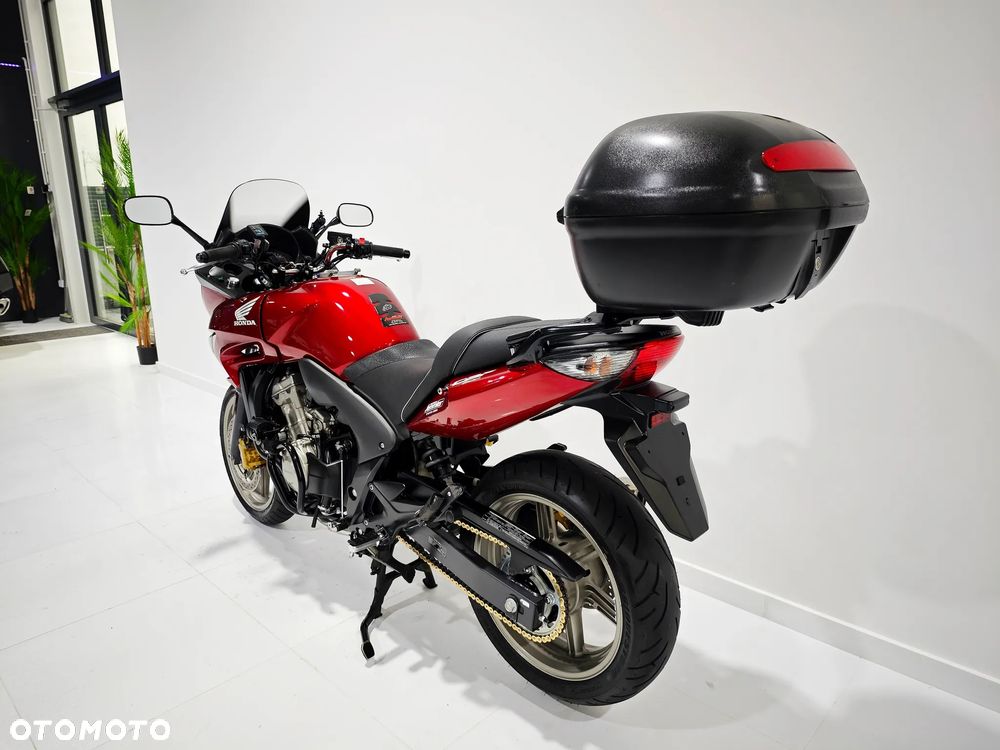 Honda CBF - 18