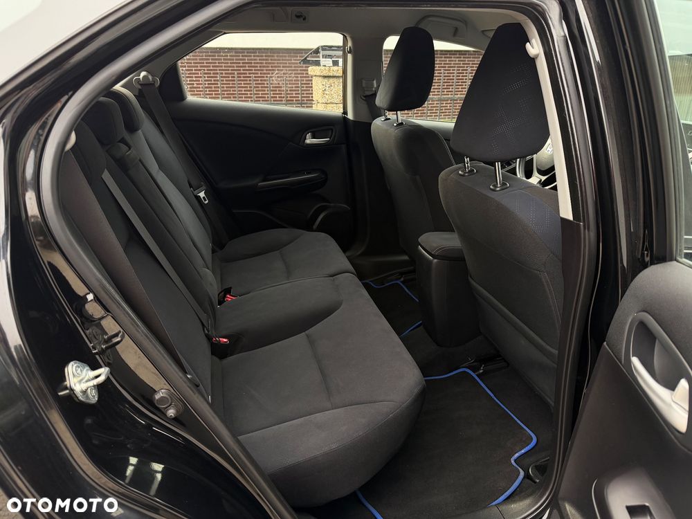 Honda Civic 1.6 i-DTEC Executive Navi - 16