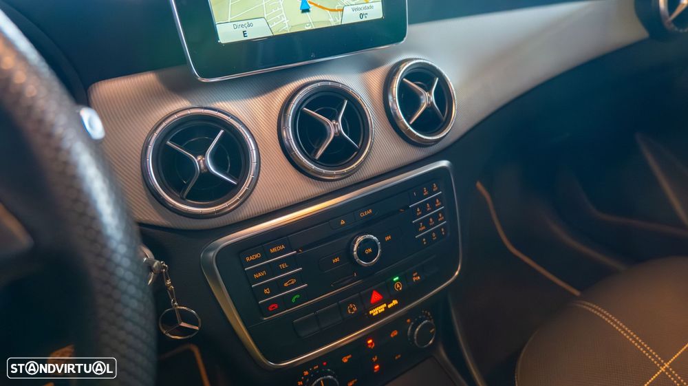 Mercedes-Benz CLA 200 d Shooting Brake Urban Aut. - 19