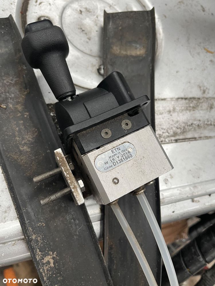 MAN SCANIA HYDRAULIKA DWUSTOPNIOWA KPL POD SILOS - 5