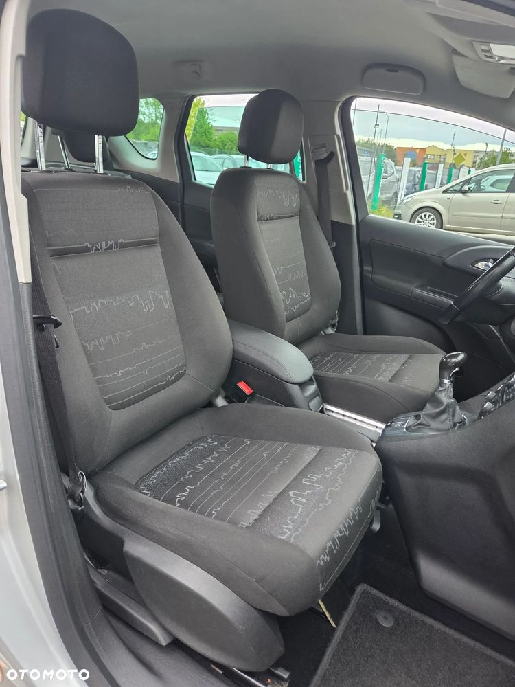 Opel Meriva 1.4 Active - 19
