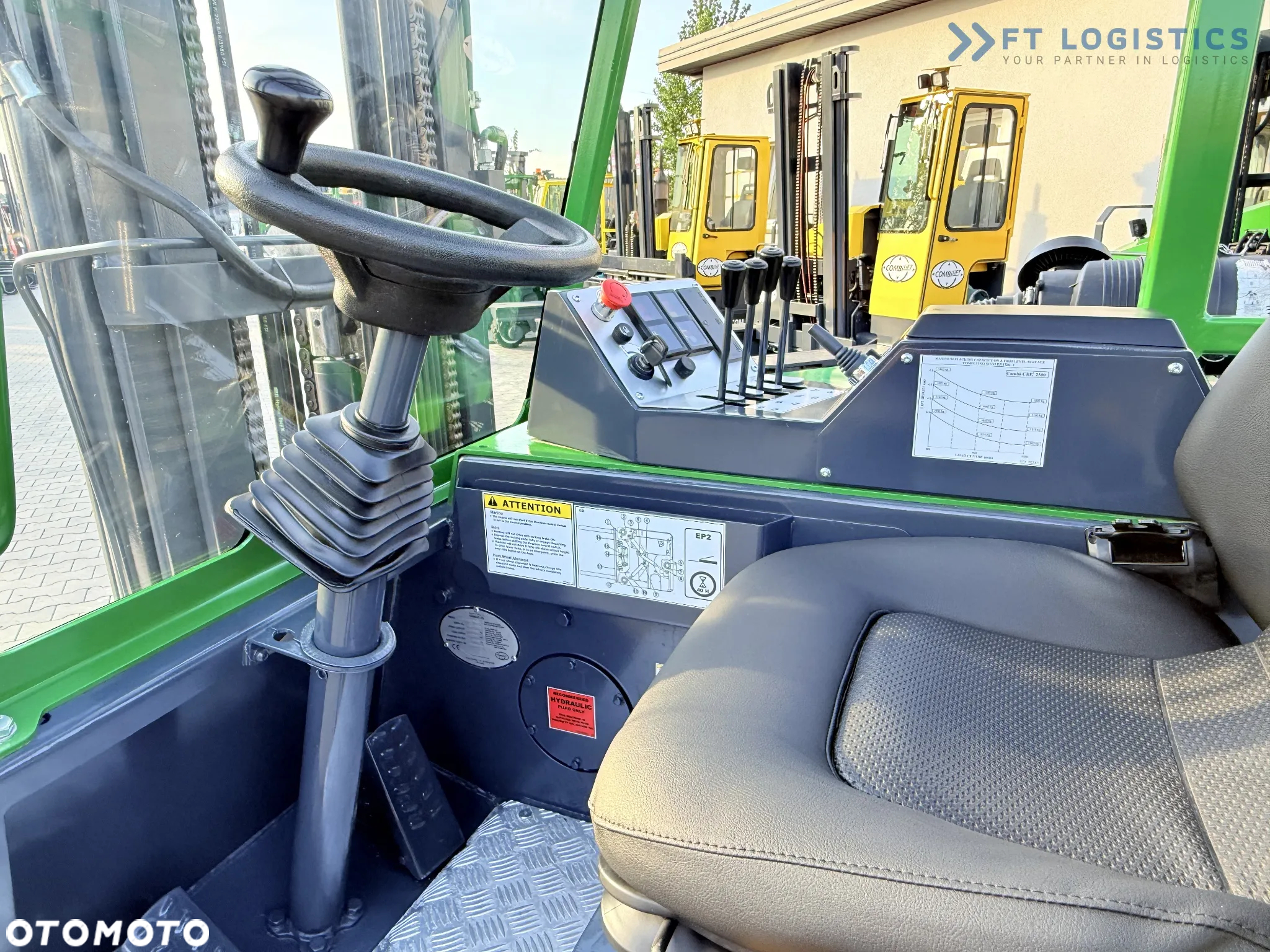 Combilift C2500CB / TRIPLEX / 5500MM / WOLNY SKOK / DIESEL / JEDYNIE 3768MTH / POZYCJONER / PRZESUW BOCZNY / NOWE OPONY / JAK NOWY / Szeroka oferta wózków czterokierunkowych i bocznych, dopasowanych do różnorodnych potrzeb i zastosowań. - 11