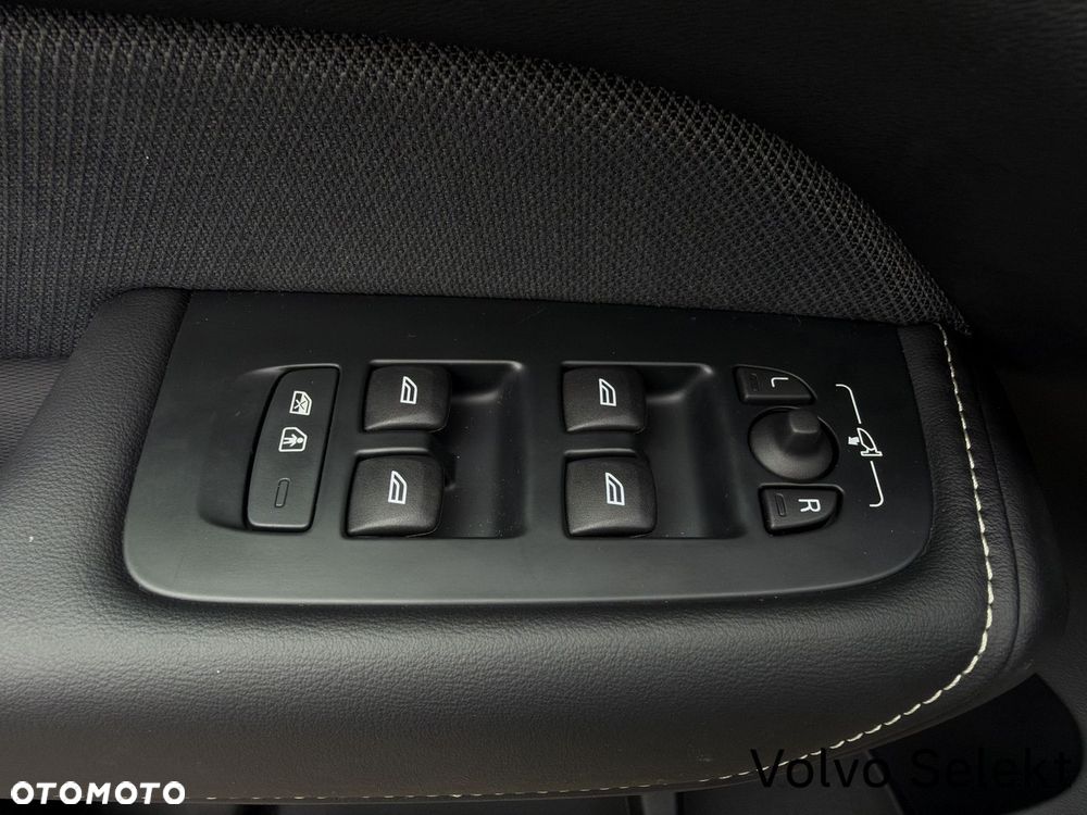 Volvo XC 60 - 28