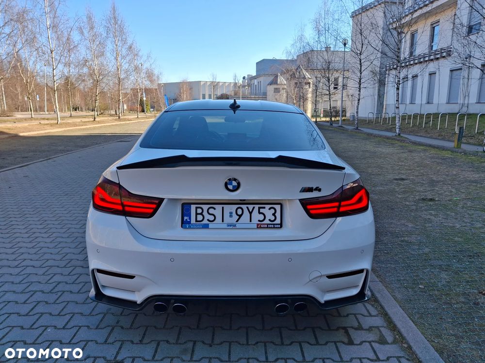 BMW M4 - 10