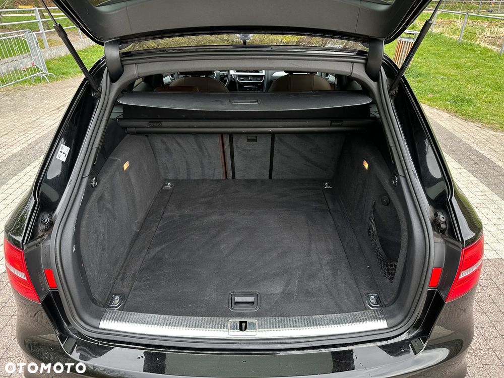 Audi A4 Avant 2.0 TDI DPF multitronic S line Sportpaket - 21