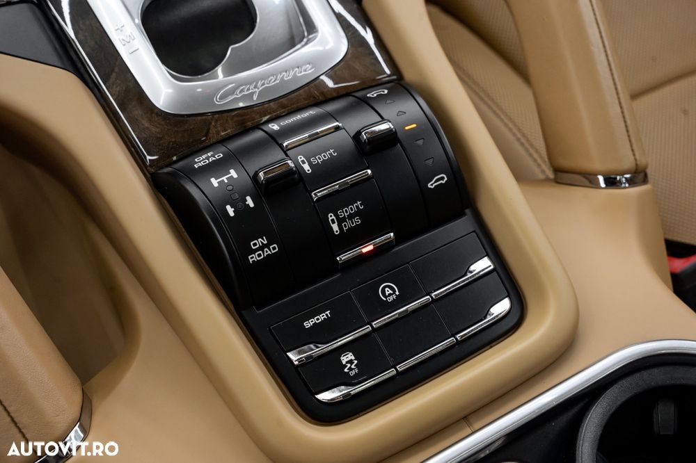 Porsche Cayenne S Tiptronic S - 34