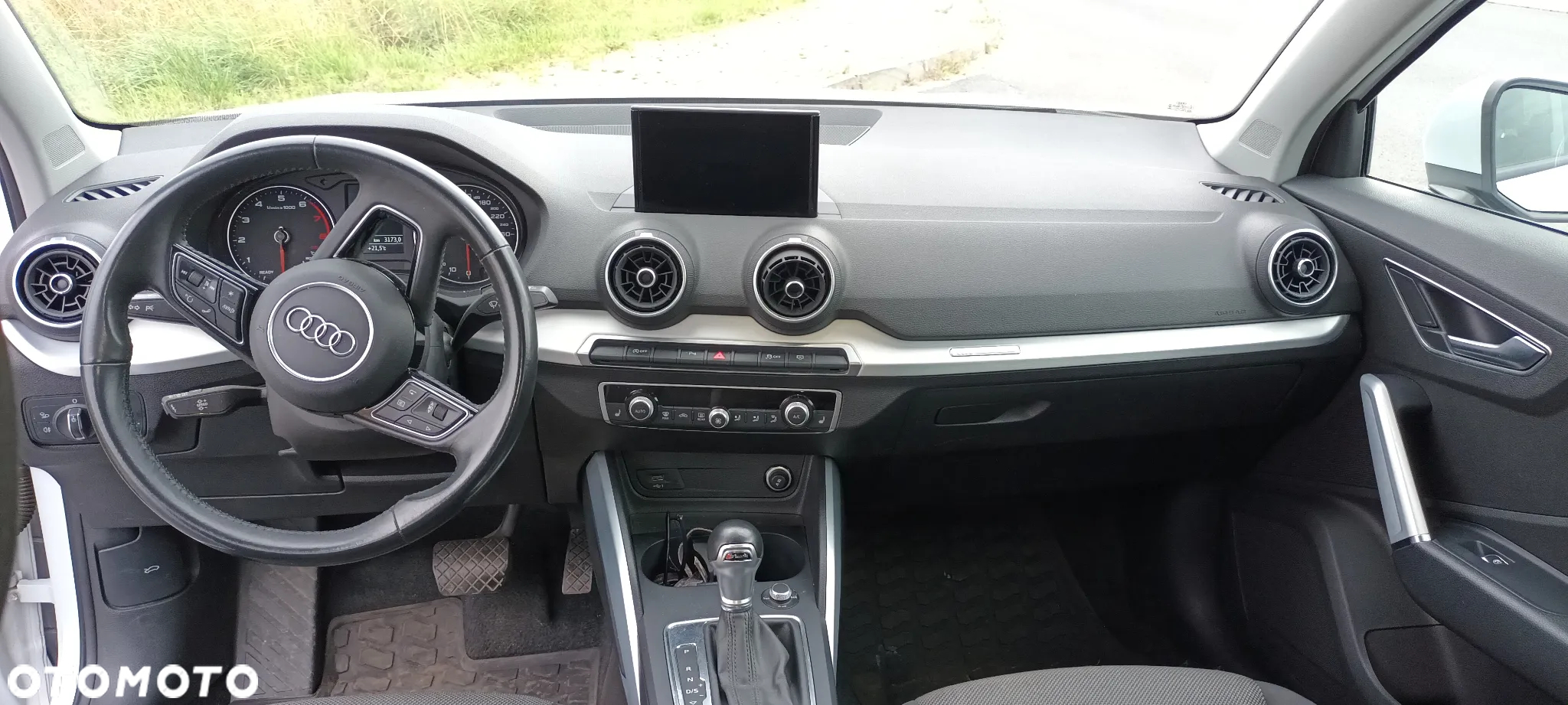 Audi Q2 35 TFSI S tronic design - 8