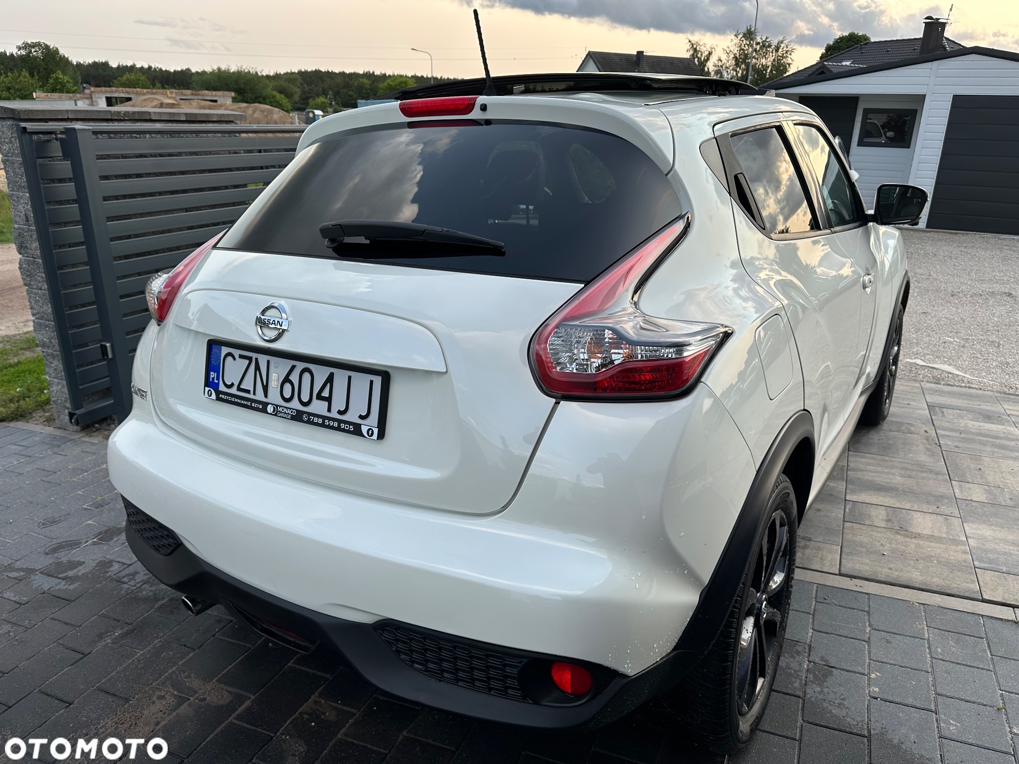 Nissan Juke 1.6 Tekna CVT - 12