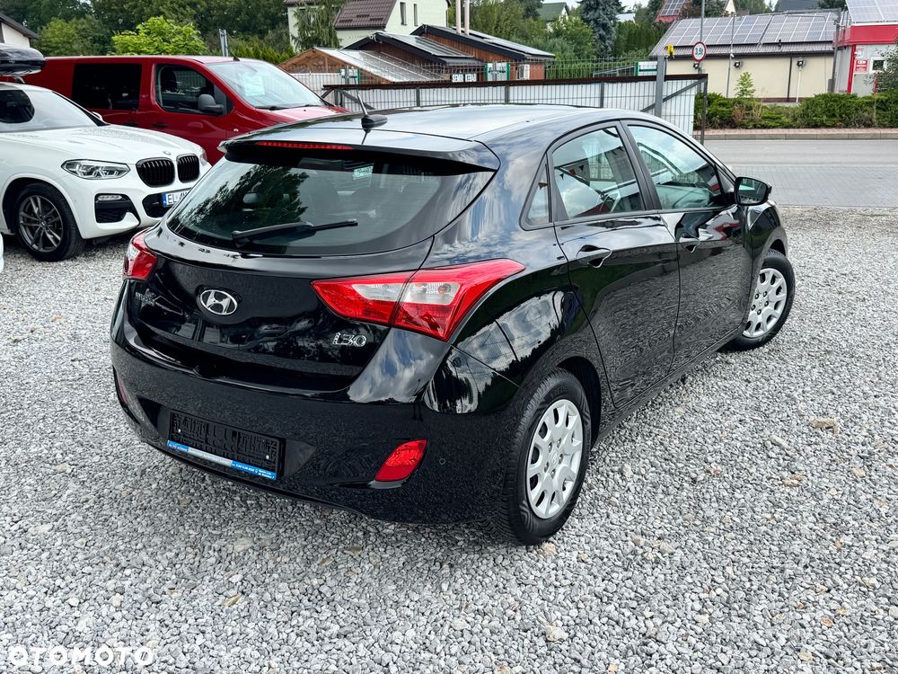 Hyundai i30 - 16