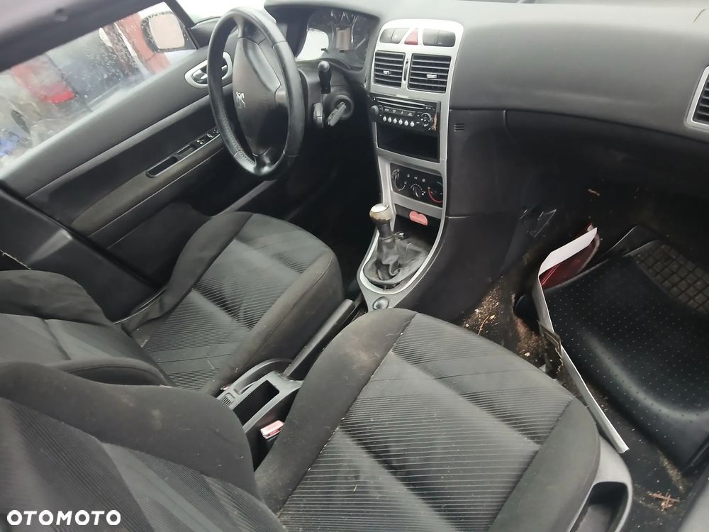 peugeot 307 sw lift fotel kanapa deska kokpit podsufitka boczek podłokietnik licznik panel szyb - 2