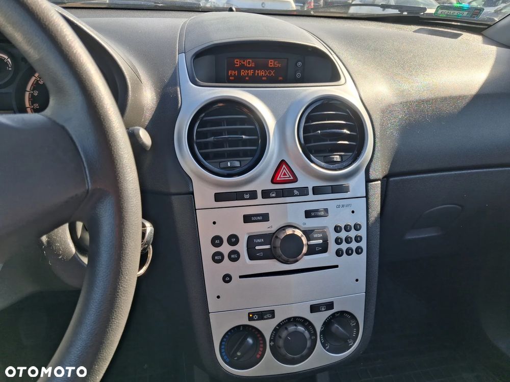 Opel Corsa 1.2 16V Edition / Active - 16