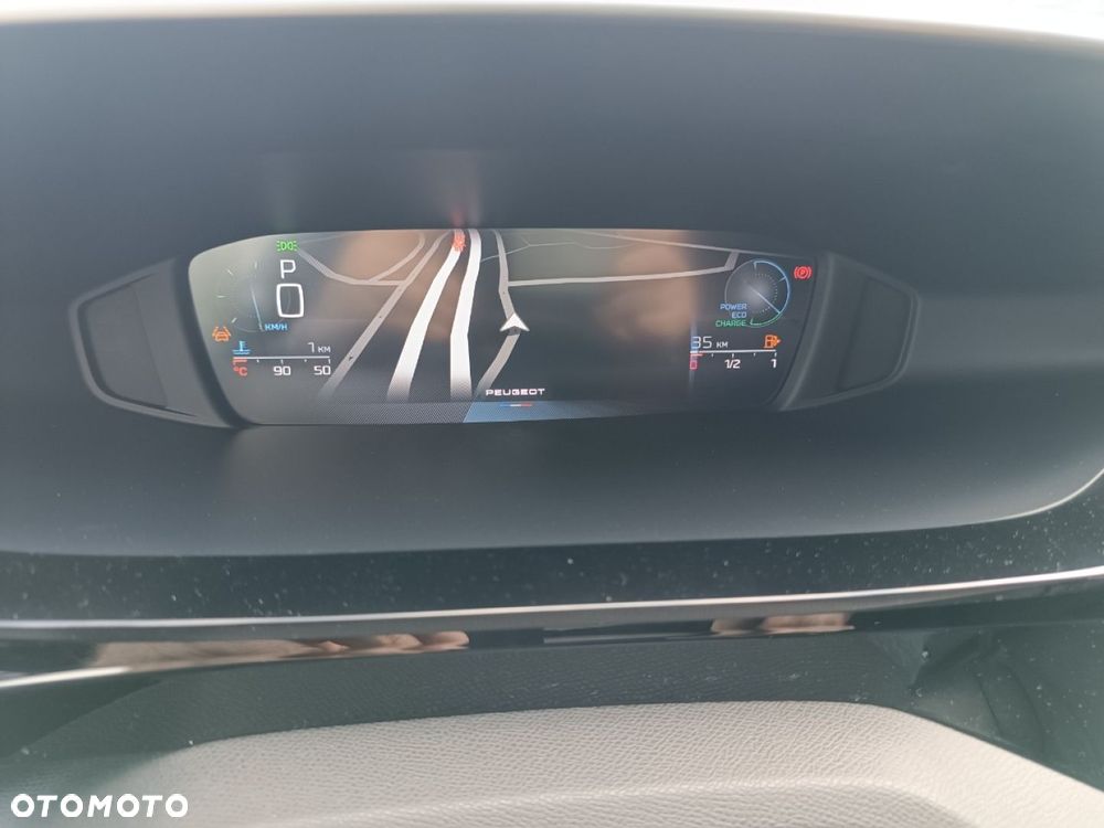 Peugeot 408 - 17