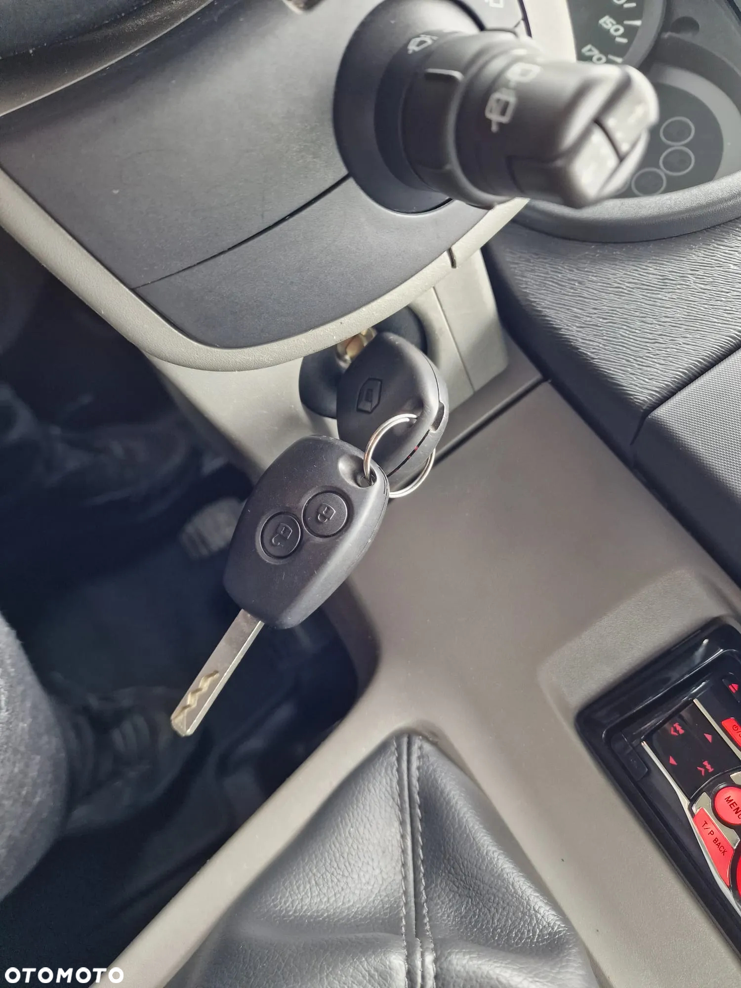 Renault Kangoo 1.6 8V 90 Happy Family - 21