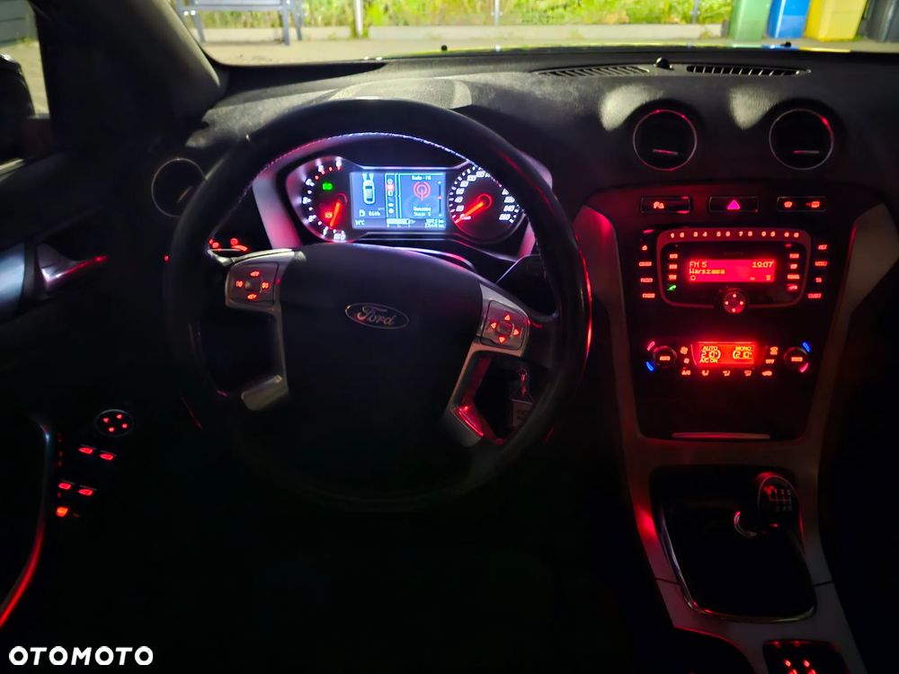 Ford Mondeo 2.0 TDCi Titanium - 25
