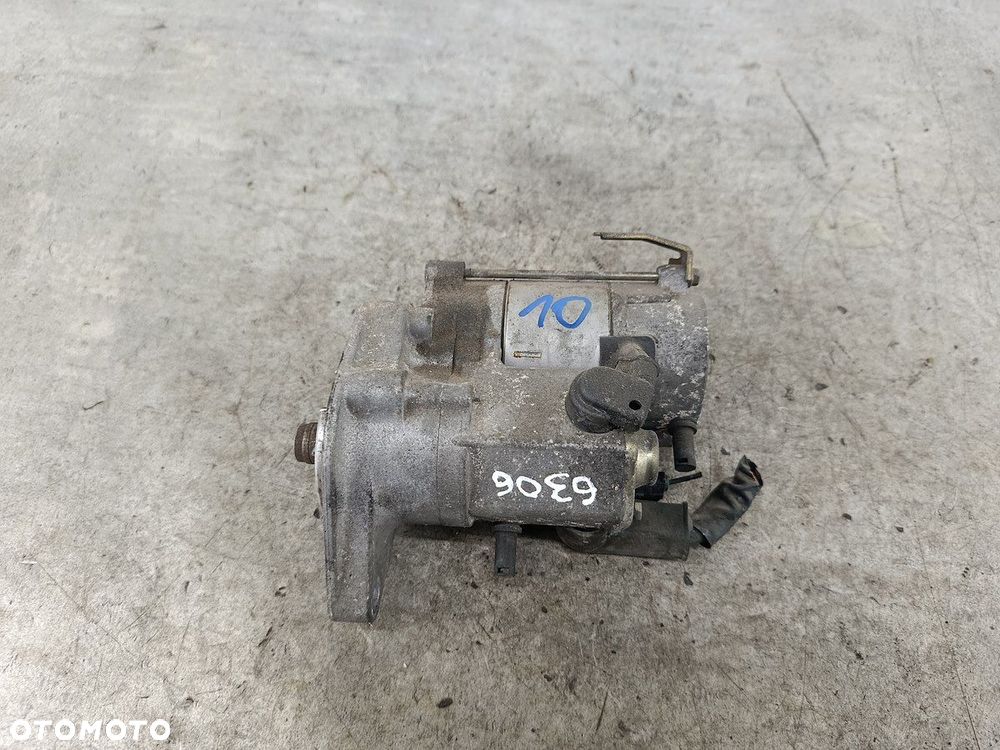 ROZRUSZNIK TOYOTA YARIS I FL 28100-33050 428000-0570  DENSO 1.4 D-4D - 1