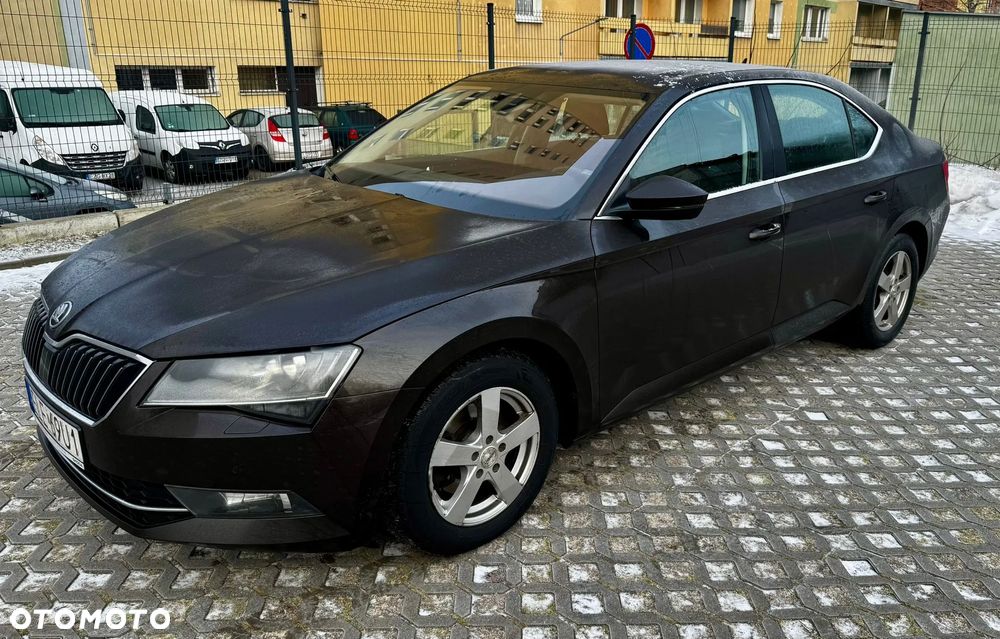 Skoda Superb 2.0 TDI Style - 1