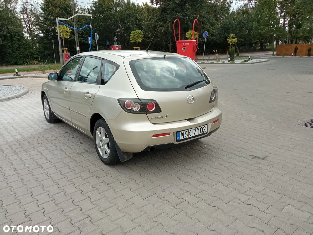 Mazda 3 - 4