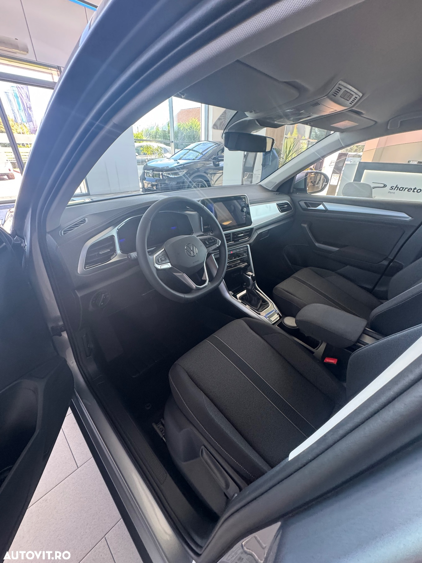 Volkswagen T-ROC 1.5 TSI DSG Advanced - 8