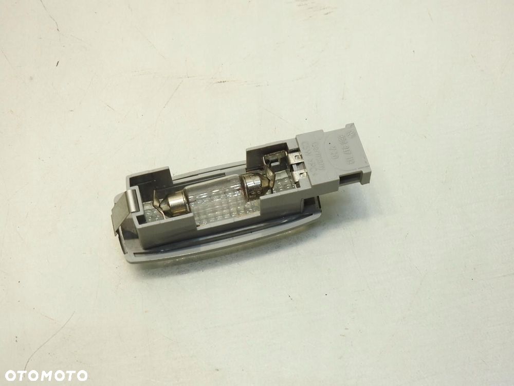 LAMPKA OŚWIETLENIE KABINY SEAT LEON II 3B0947113 - 4