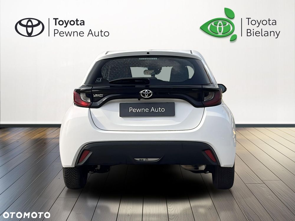 Toyota Yaris - 4