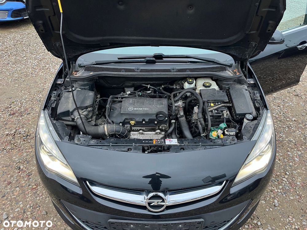 Opel Astra 1.4 Turbo Cosmo - 31