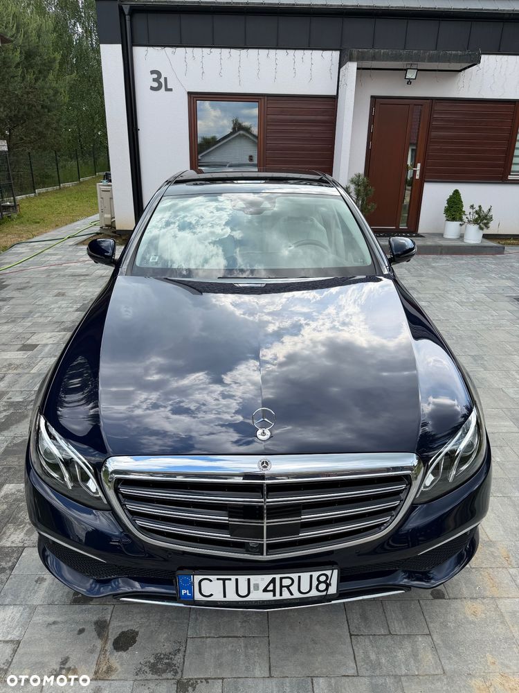 Mercedes-Benz Klasa E 300 9G-TRONIC - 3