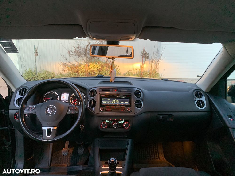 Volkswagen Tiguan 2.0 TDI DPF 4Motion Team - 18