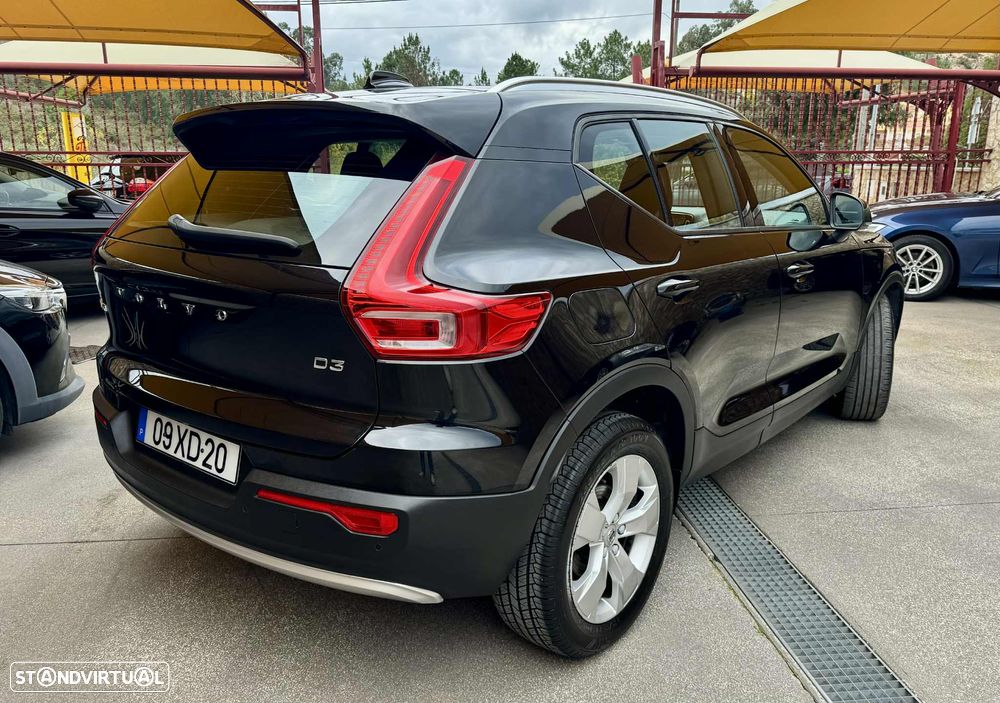 Volvo XC 40 2.0 D3 Momentum - 4