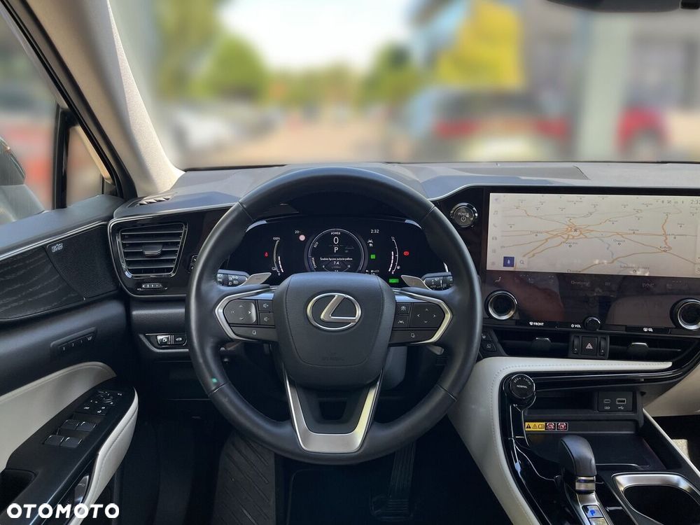 Lexus NX - 7