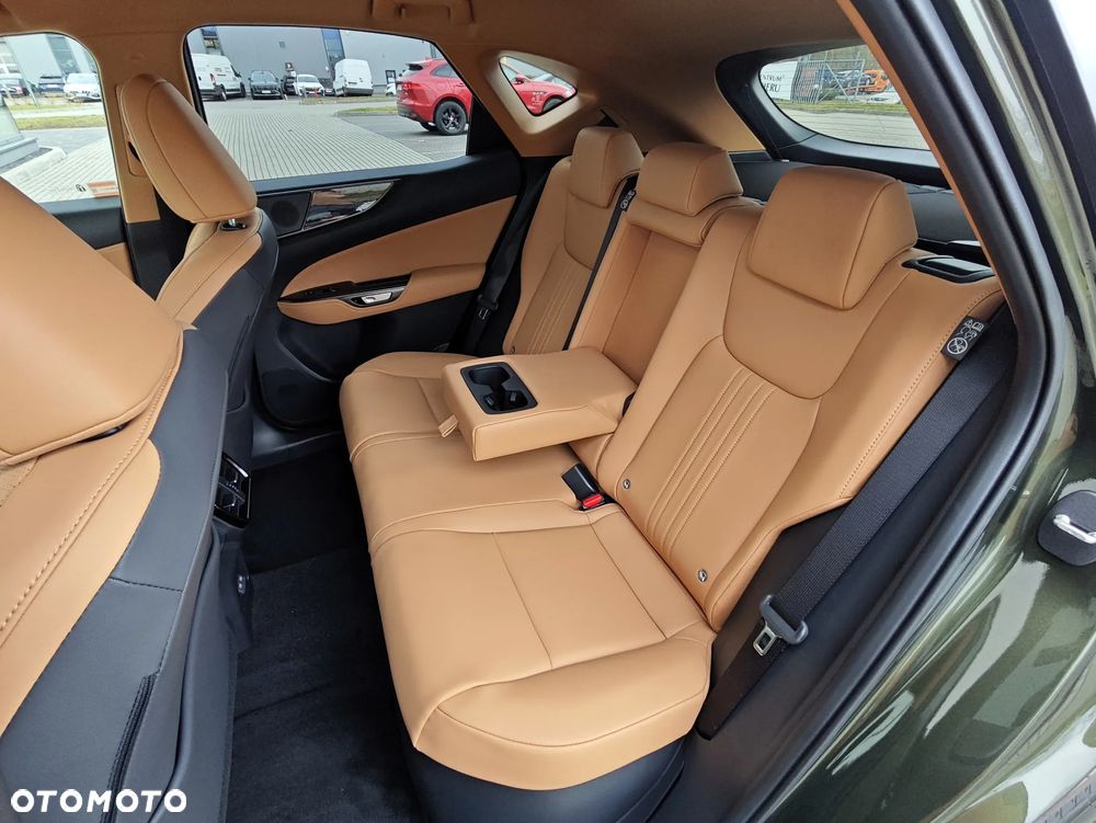 Lexus NX 350h Prestige AWD - 13