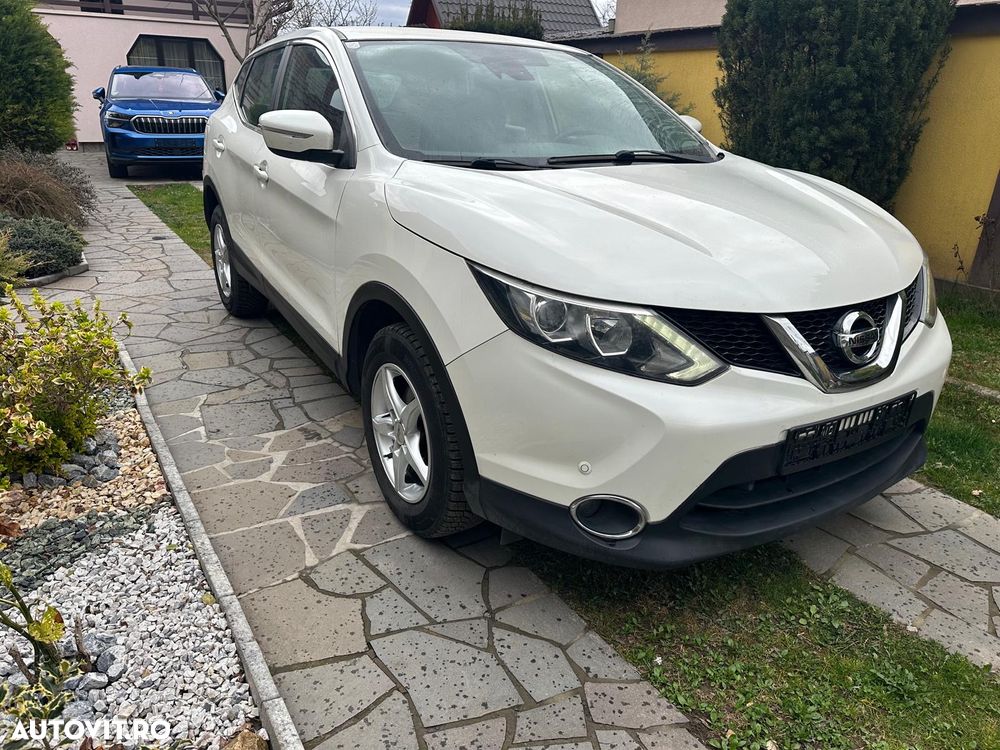 Nissan Qashqai 1.6 DCI Xtronic N-Connecta - 2