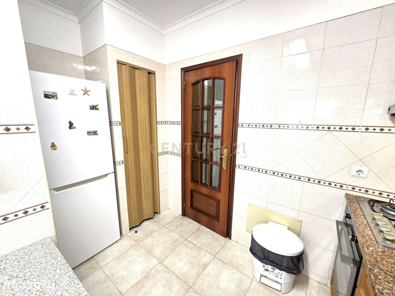Apartamento T2 com suíte e arrecadação - Grande imagem: 2/35