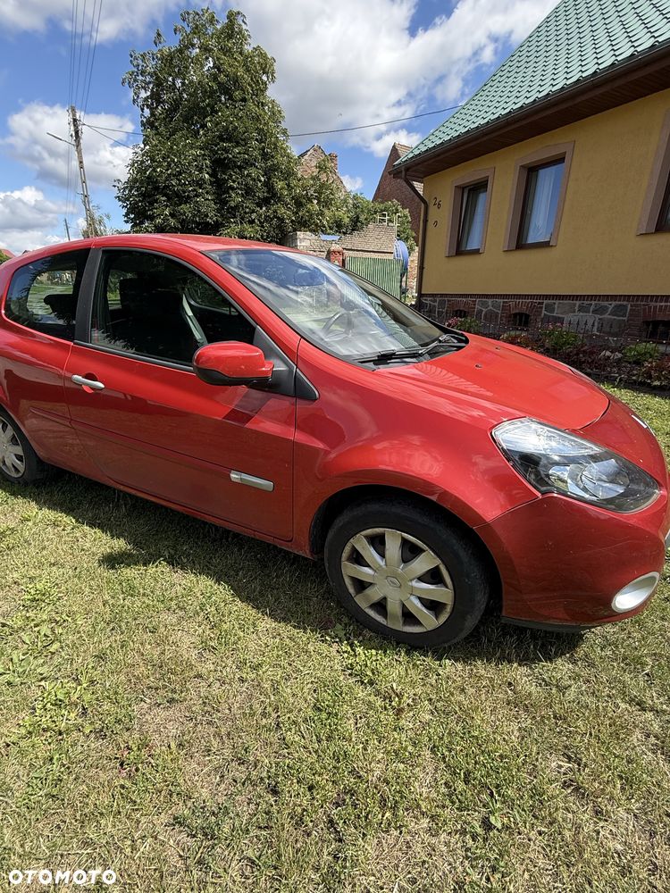 Renault Clio - 6