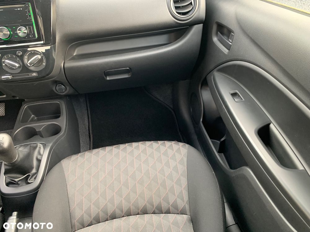 Mitsubishi Space Star - 17