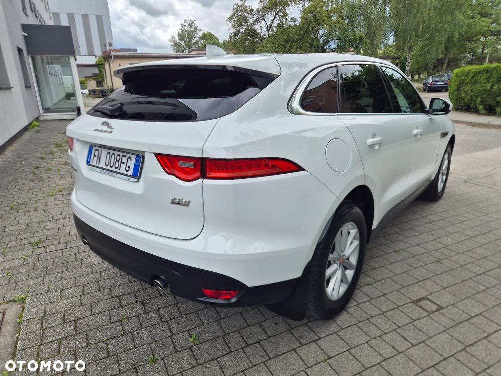 Jaguar F-Pace 2.0 i4D AWD Prestige - 4