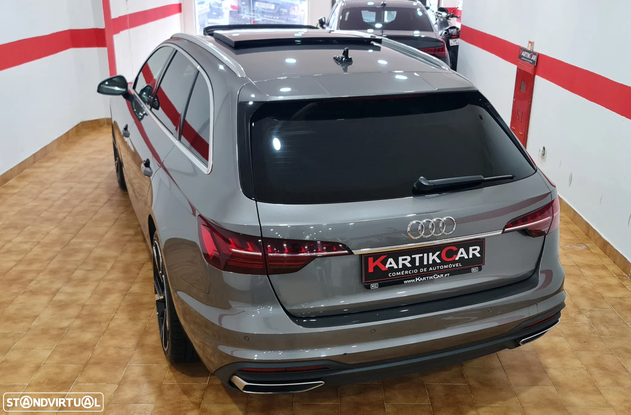 Audi A4 Avant 30 TDI Advanced S tronic - 12