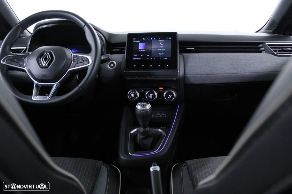 Renault Clio 1.0 TCe Techno Bi-Fuel - 17