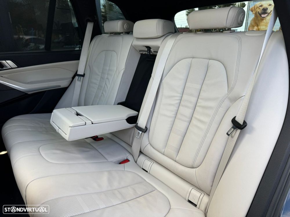 BMW X5 45 e xDrive Pack M - 27