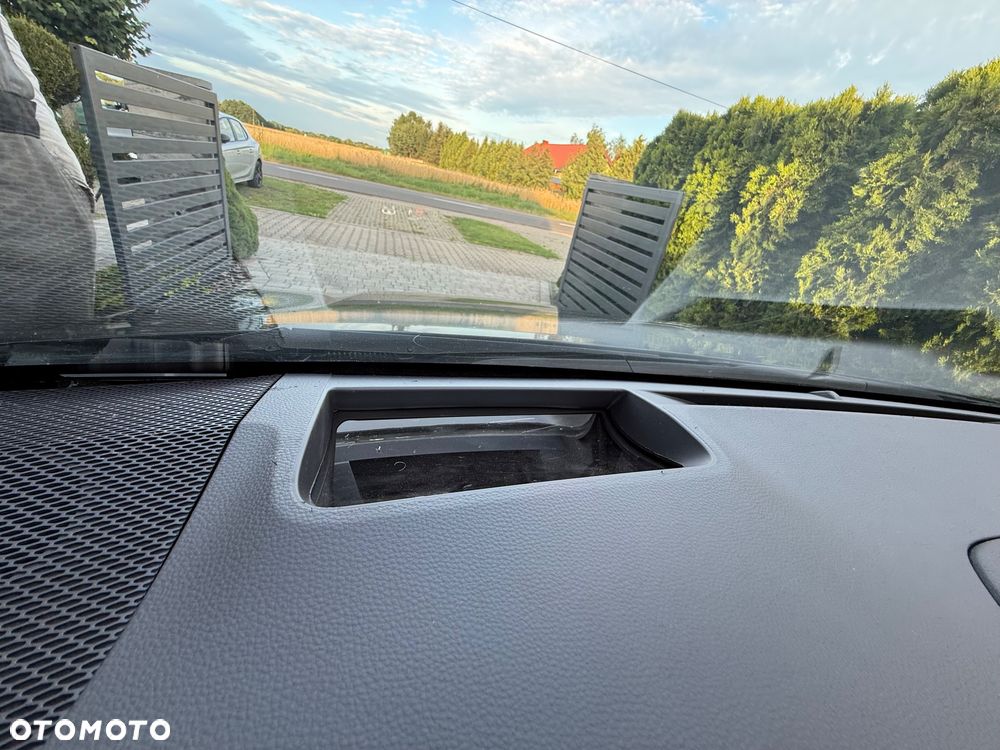 Toyota Corolla 2.0 Hybrid GR Sport - 31