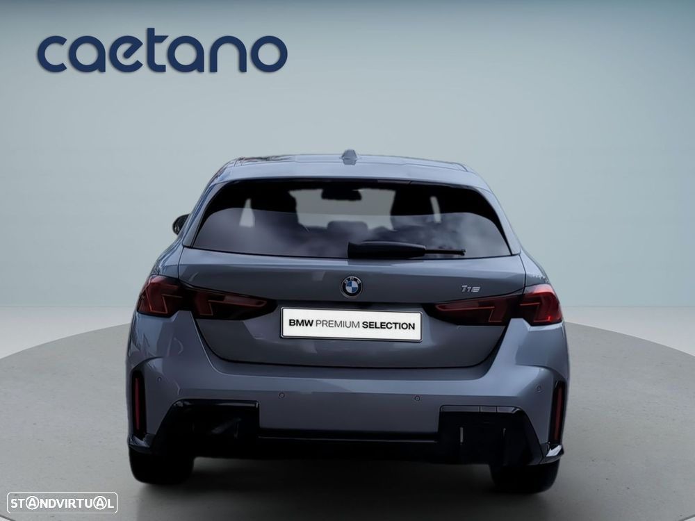 BMW 116 Pack Desportivo M — fotografia 7
