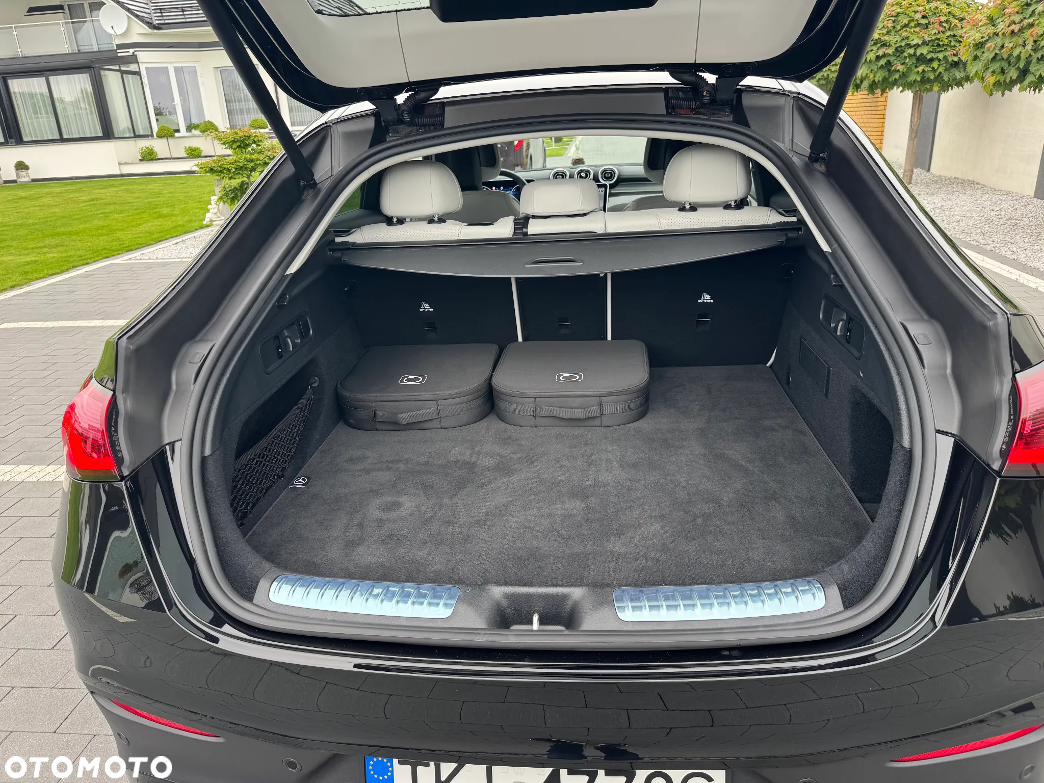 Mercedes-Benz GLC Coupe 300 de PHEV 4-Matic AMG Line - 23
